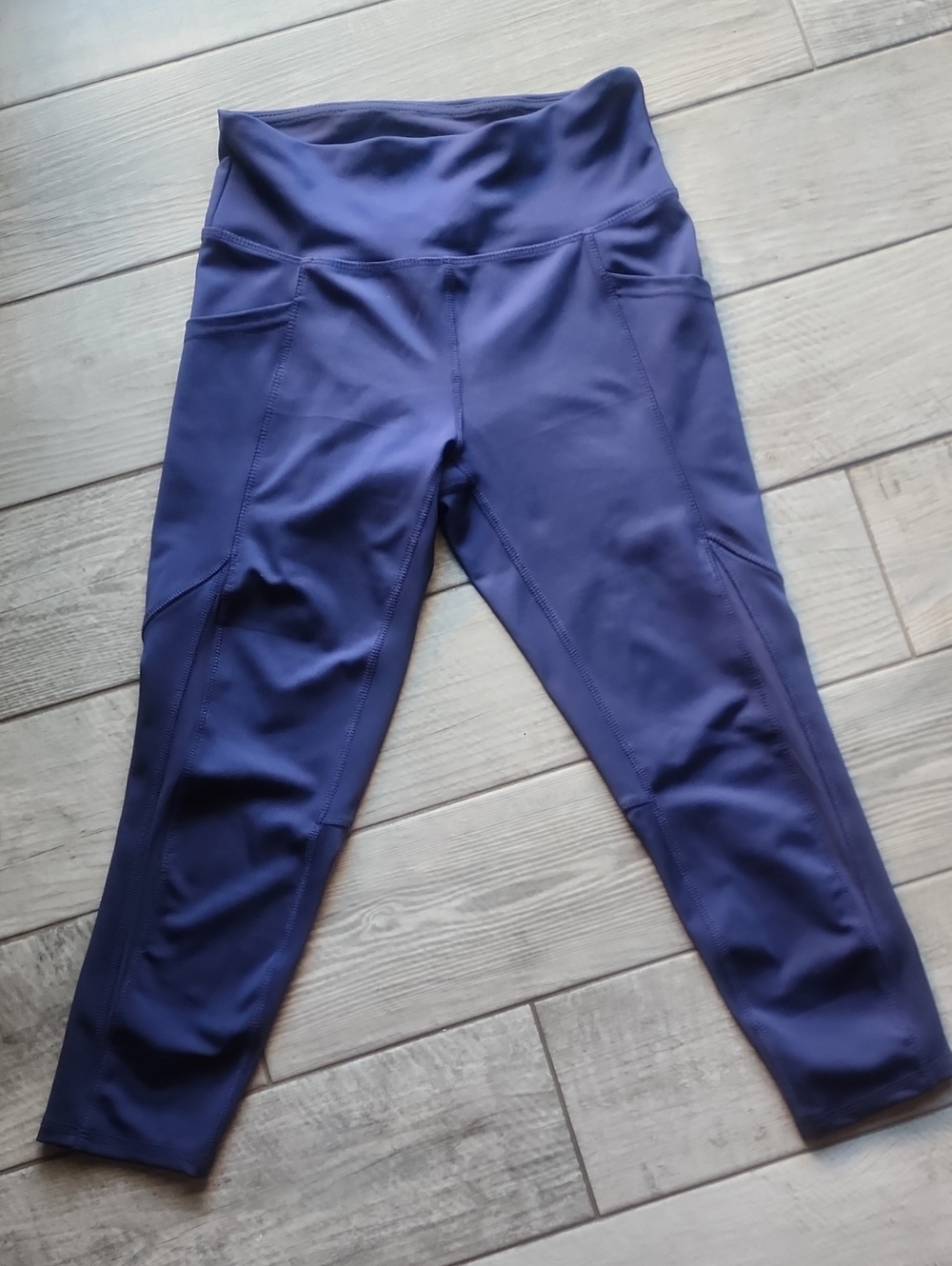 Marika Deep Blue Cropped Sculpting Leggings